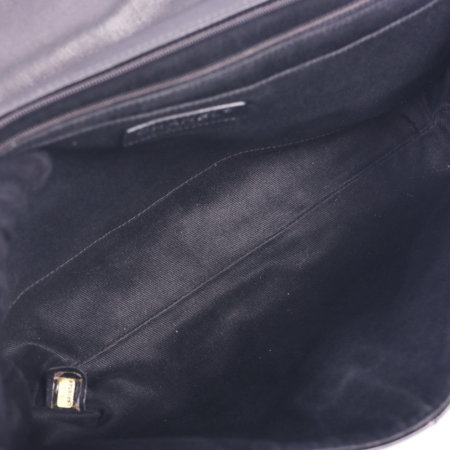 Pre-Owned Chanel In The Business Flap Black Quilted Calfskin Leather Shoulder Bag 15618419