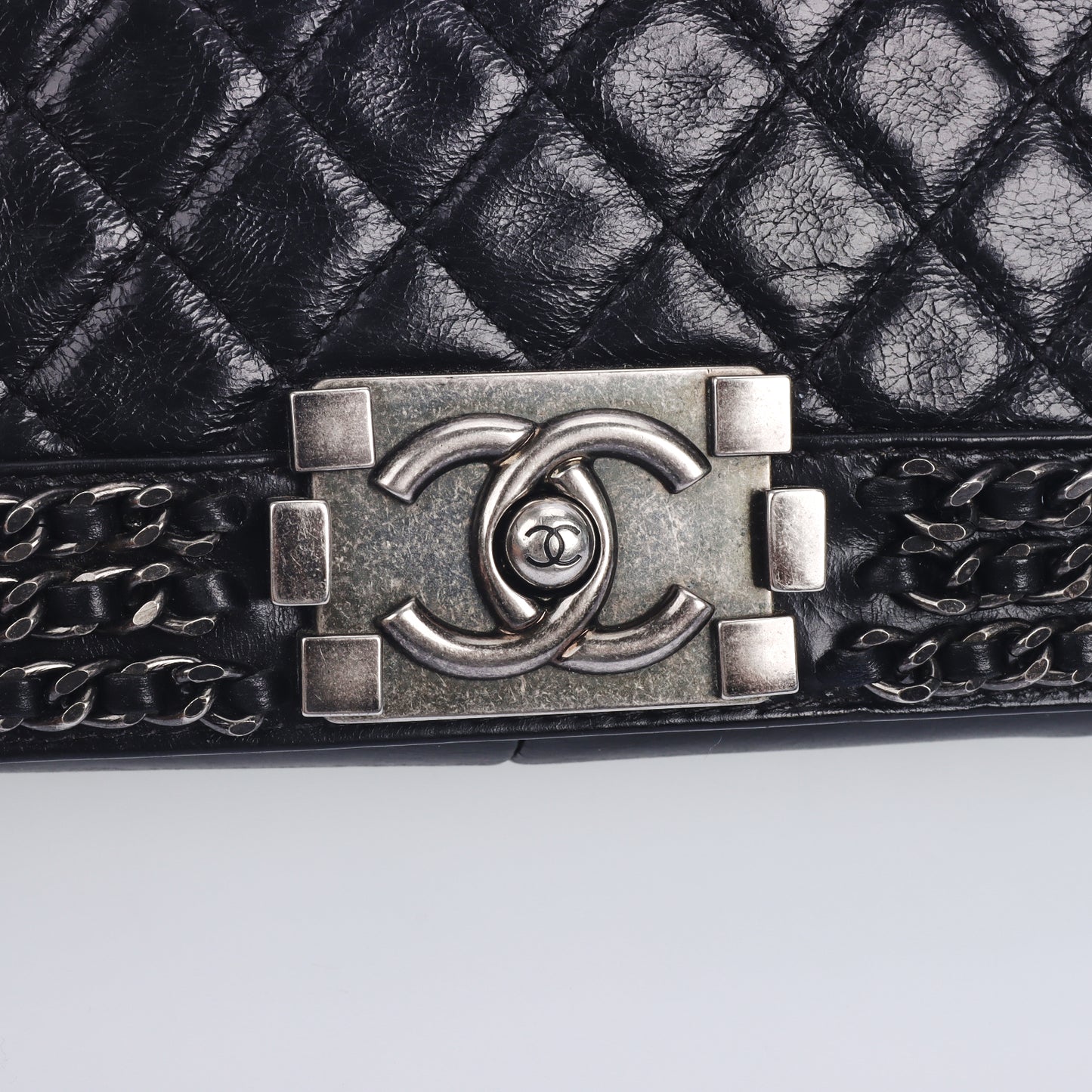 Pre-Owned Chanel Le Boy Black Quilted Calfskin Shoulder Bag 75318684
