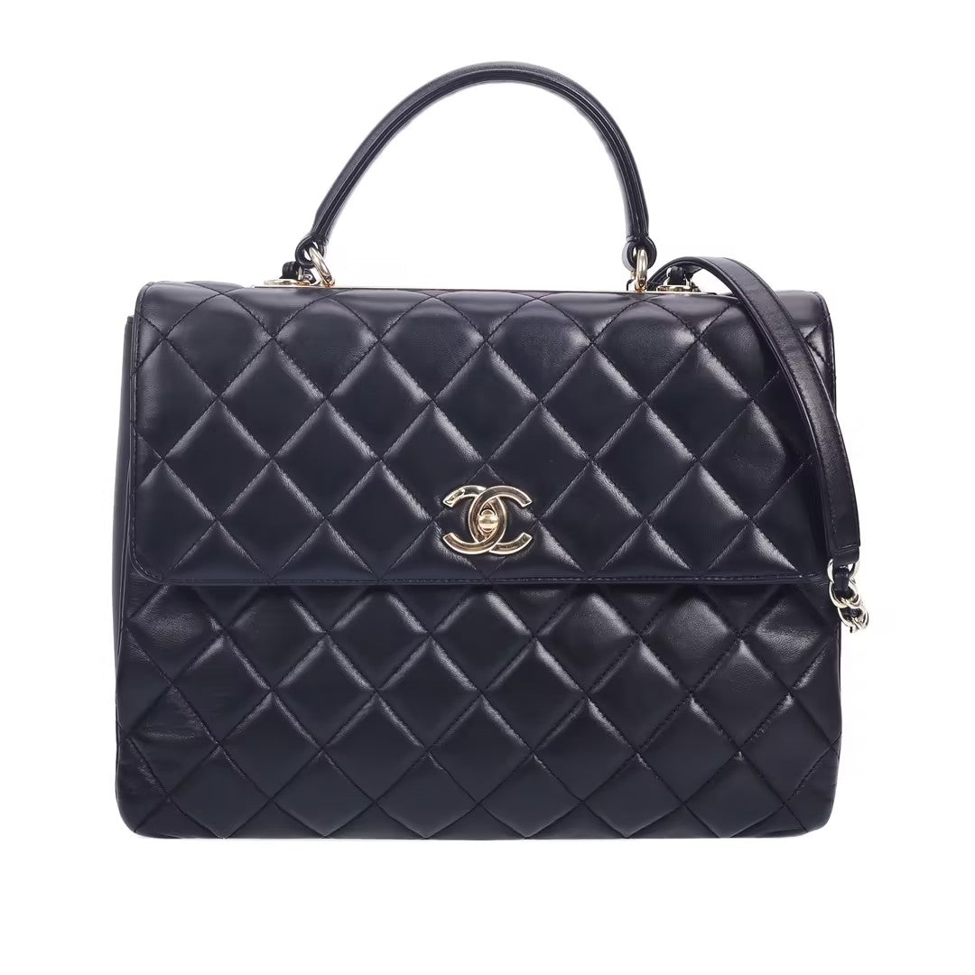 Pre-Owned Chanel trendy medium black crossbody bag 33534650