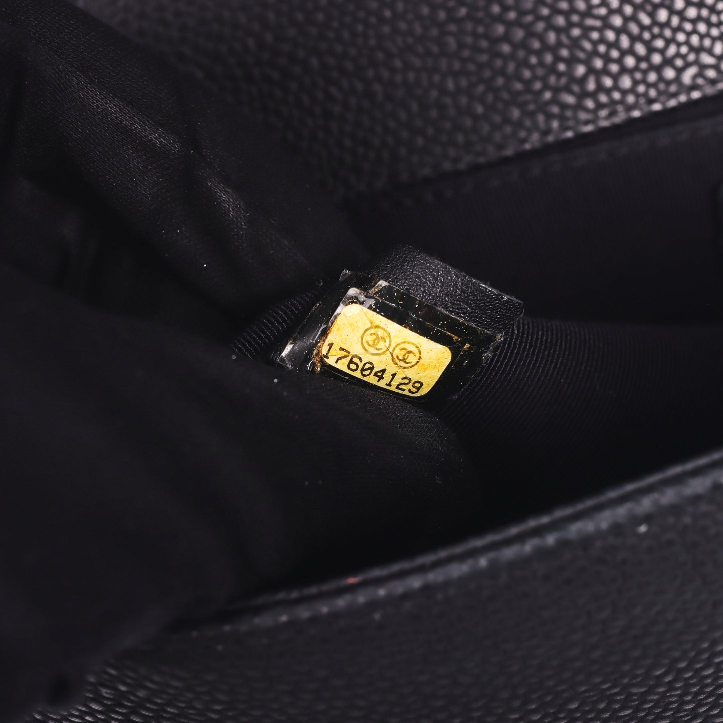 Pre-Owned Chanel Boy Chanel Black Calfskin Shoulder Bag 10503820
