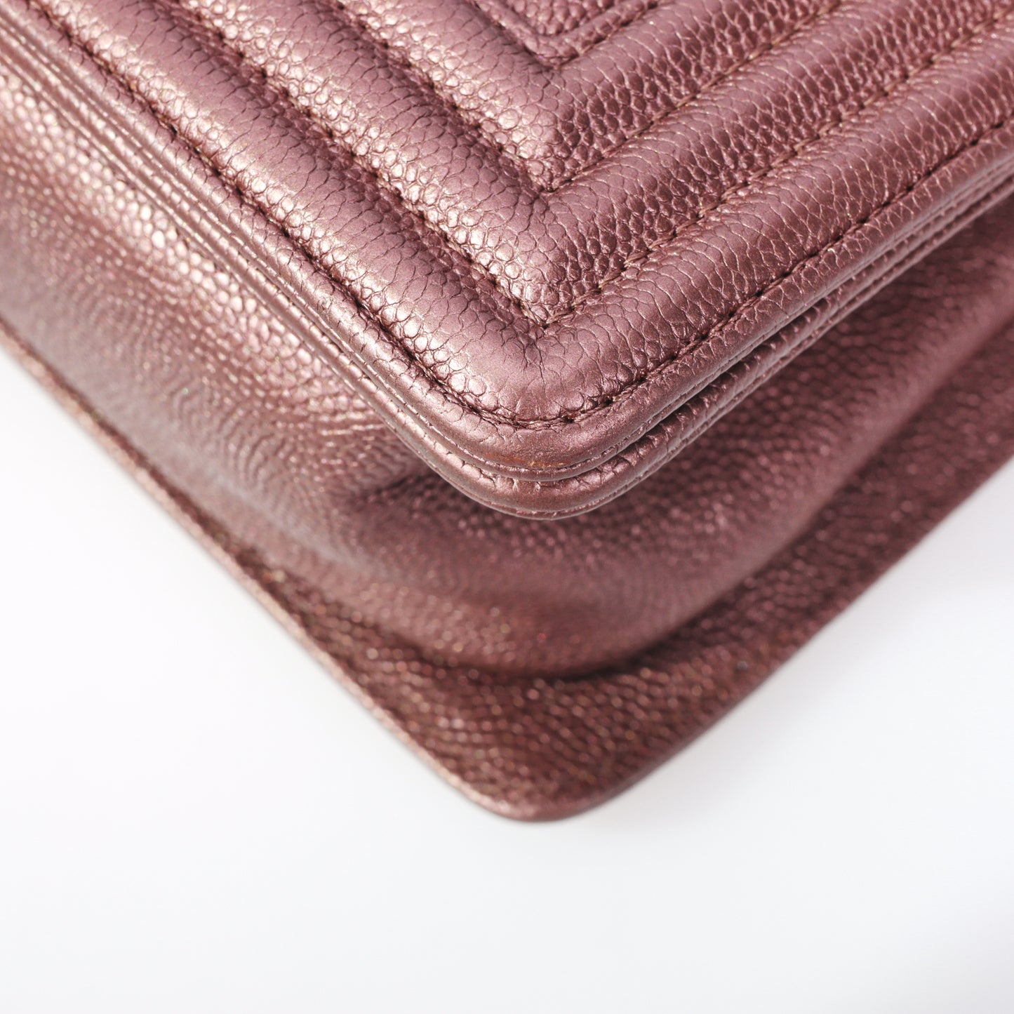 Pre-Owned Chanel Le Boy Purple Chevron Caviar Calfskin Leather Shoulder Bag 12829580 c