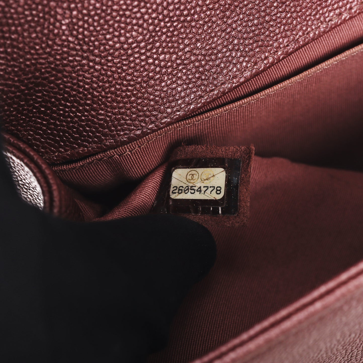 Pre-Owned Chanel Le Boy Purple Chevron Caviar Calfskin Leather Shoulder Bag 12829580 c