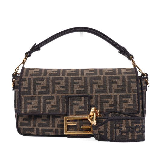 Pre-Owned Fendi Baguette Brown Canvas Shoulder Bag L