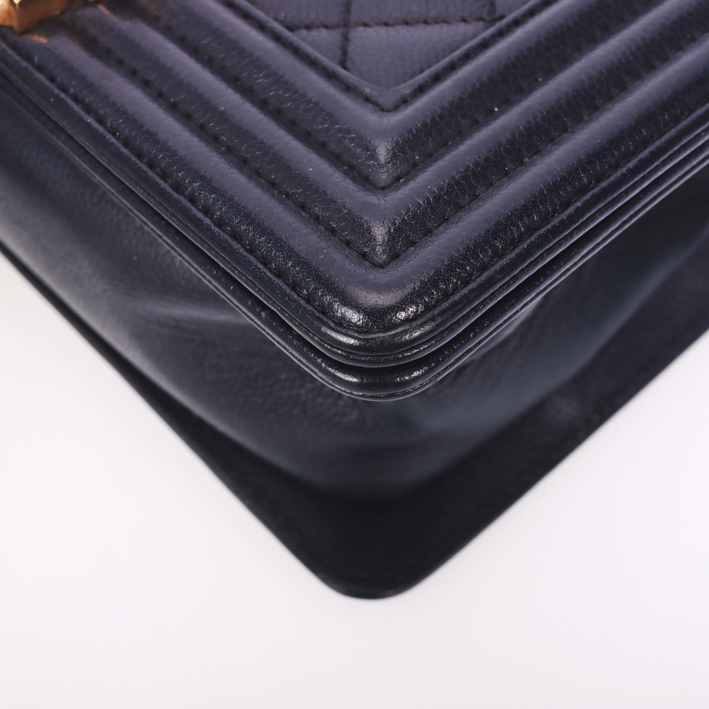 Pre-Owned Chanel Le Boy Small Size Black Quilted Caviar Calfskin Leather Shoulder Bag 17193551