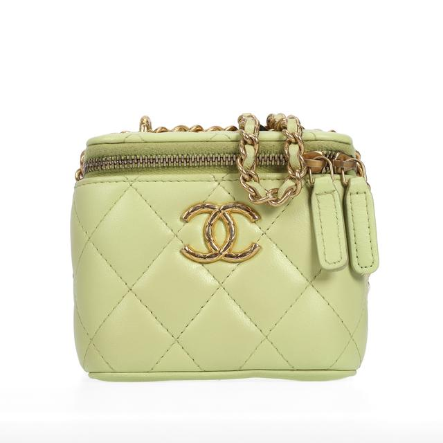 Pre-owned CHANEL Lambskin Shoulder Bags Vanity Case Green Quilted Crossbody Bag 54133234