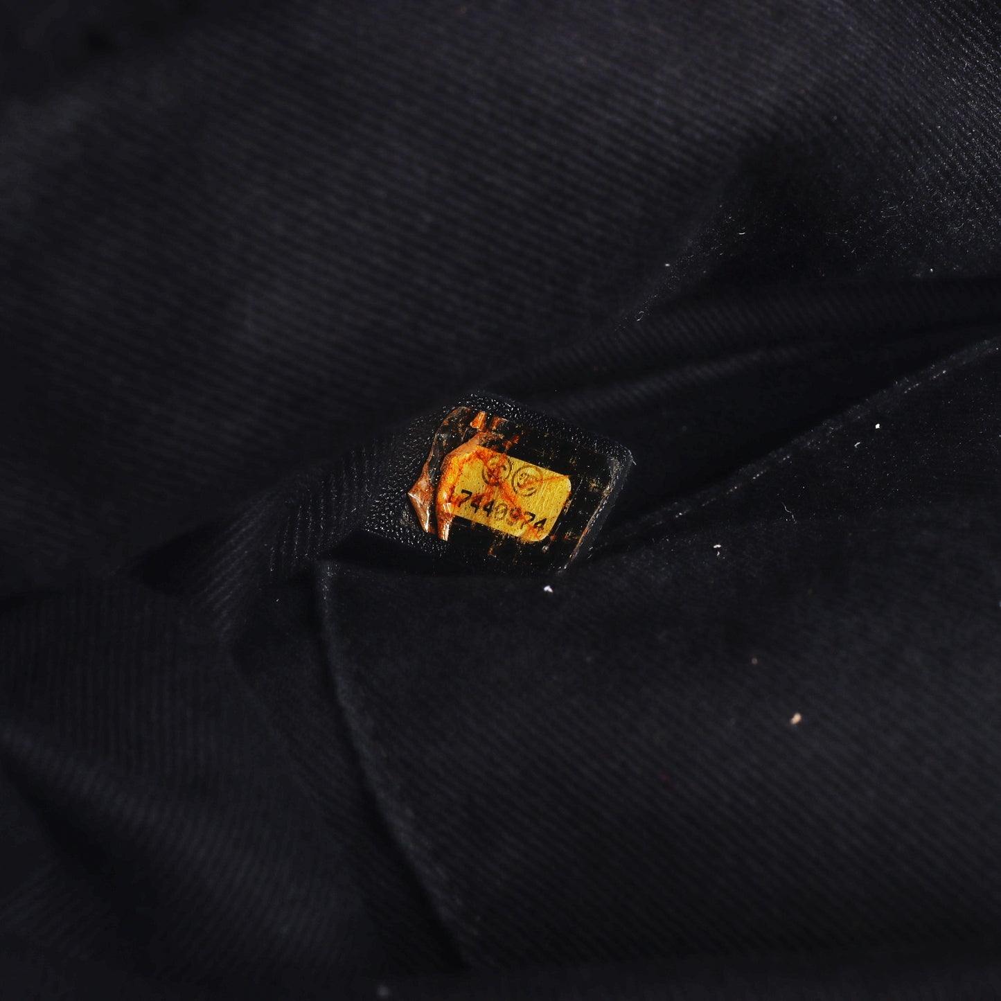 Pre-Owned Chanel Black Quilted Caviar Calfskin Leather Top Handle Bag 18344034 zg