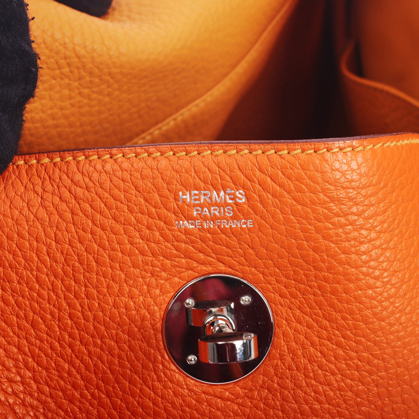 Pre-Owned Hermes Lindy Orange Clemence Calfskin Shoulder Bag 18623788