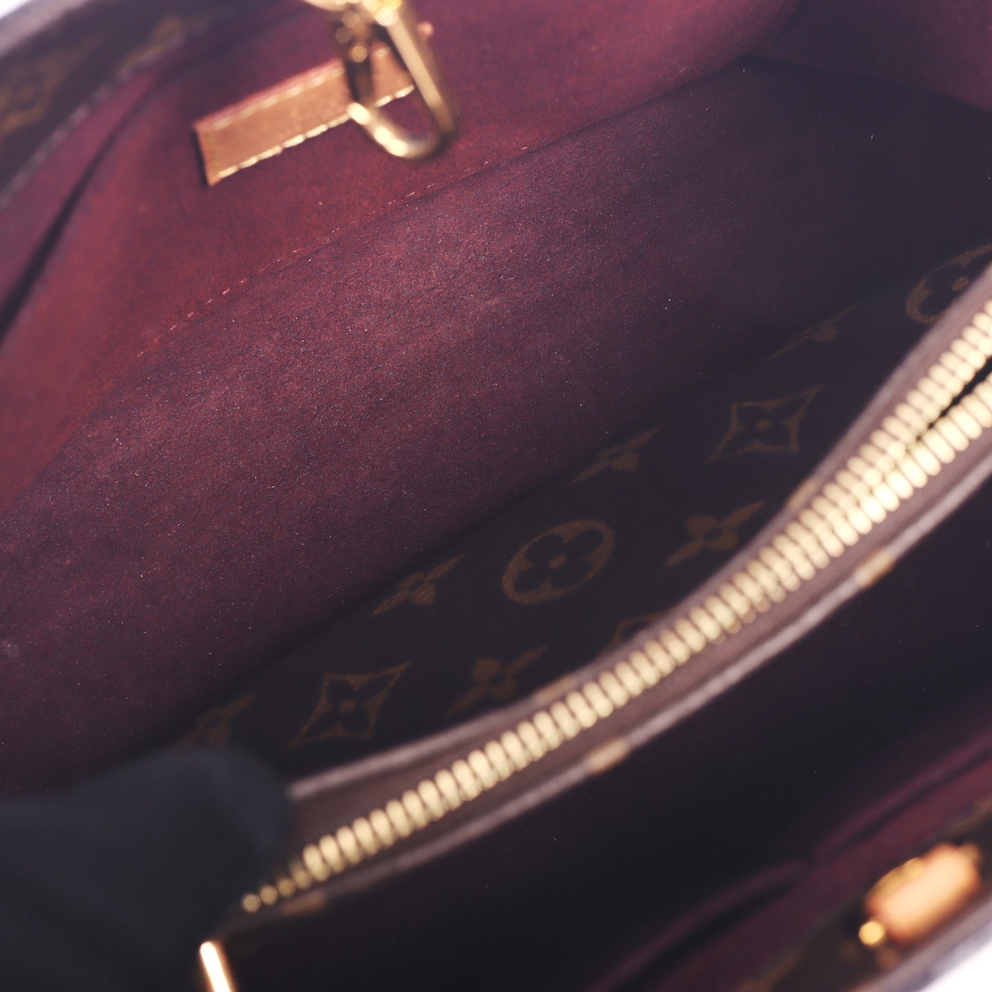 Pre-Owned Louis Vuitton Montaigne Monogram Coated Canvas Calfskin Shoulder Bag 19368890