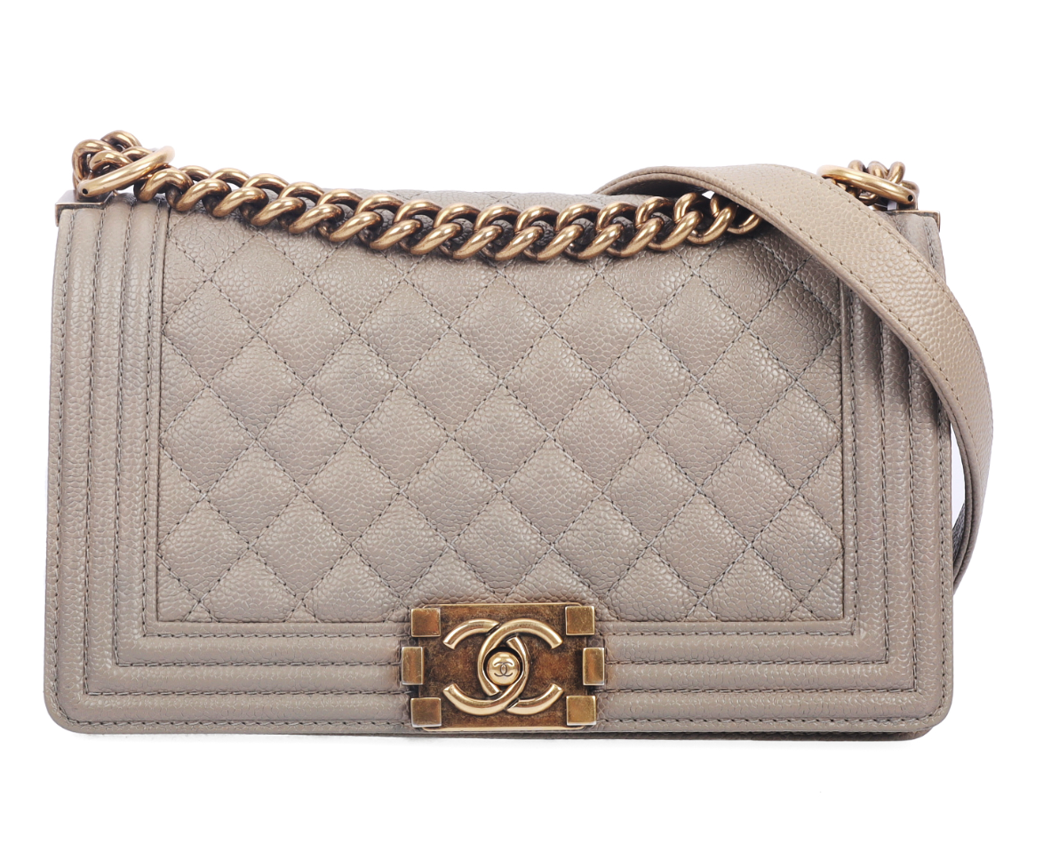 Pre-owned chanel taupe medium leboy 76868319