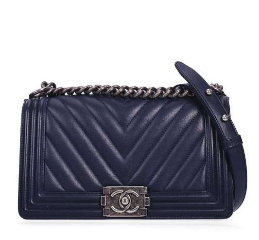 Pre-Owned Chanel Le Boy Dark Blue Chevron Calfskin Shoulder Bag 14942582