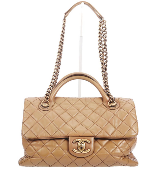 Pre-Owned Chanel Bombay Maxi Light Brown Quilted Calfskin Shoulder Bag 46154531