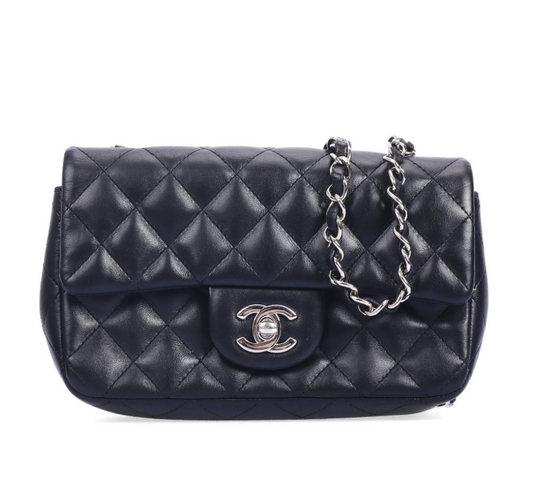 Pre-Owned Chanel Black Lambskin Crossbody Bag 37677352