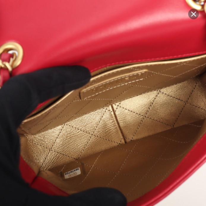 Pre-owned CHANEL Lambskin Crossbody Bag Hot Pink 75033657