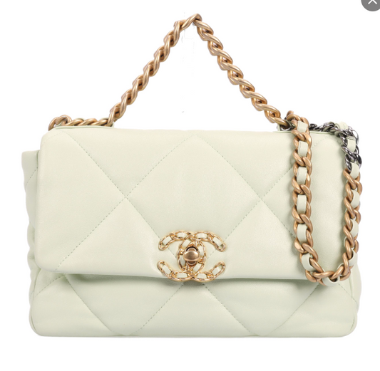 Pre-owned CHANEL Leather Crossbody Bags 19 Bag Light Green 59808423 hz