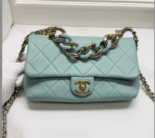 Pre-owned Chanel Green Lambskin Shoulder bag 64461544