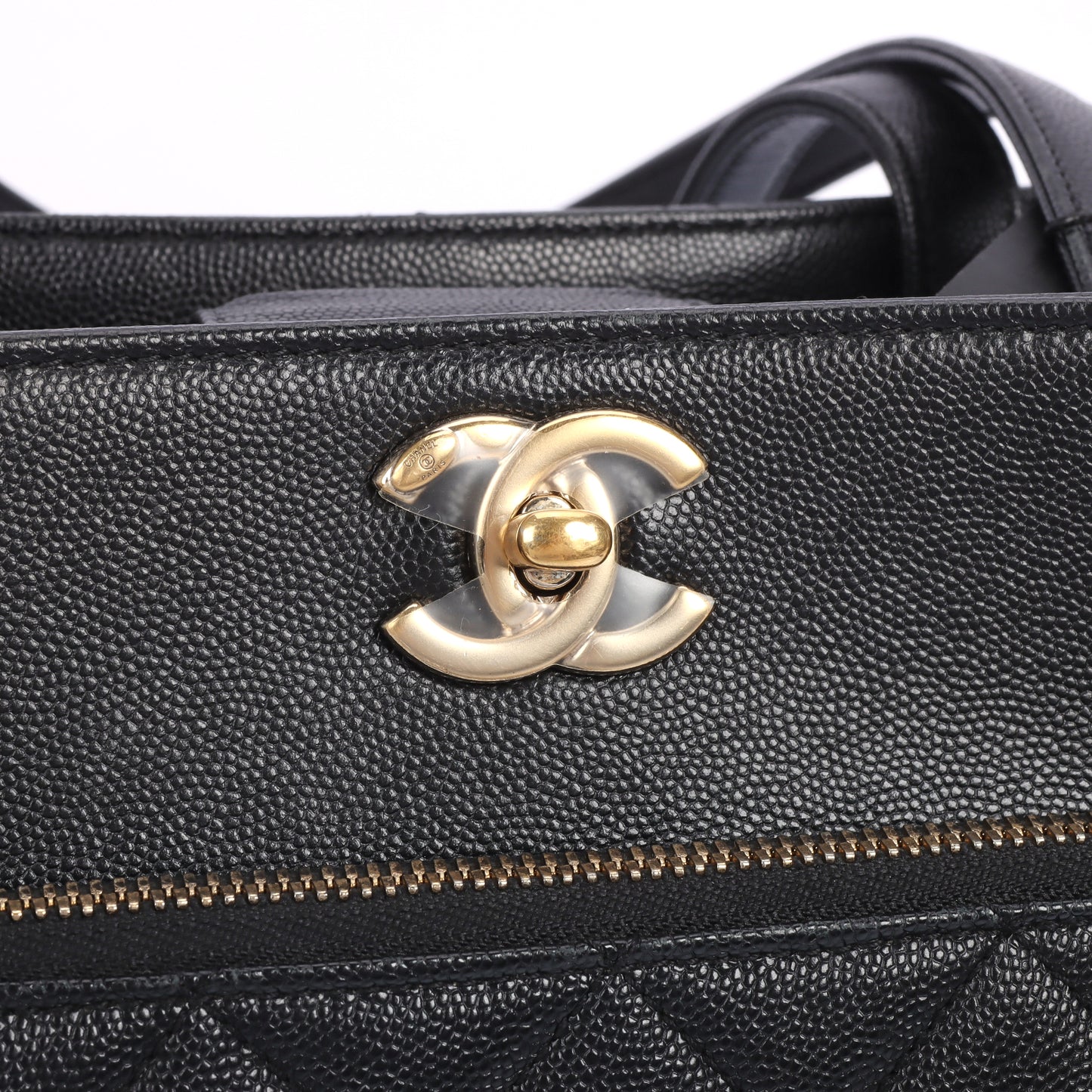 Pre-Owned Chanel Tote Black Quilted Calfskin Shoulder Bag 23635441 xhsp