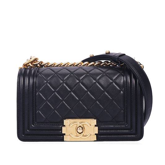 Pre-Owned Chanel Le Boy Small Size Black Quilted Lambskin Leather Shoulder Bag 23770502