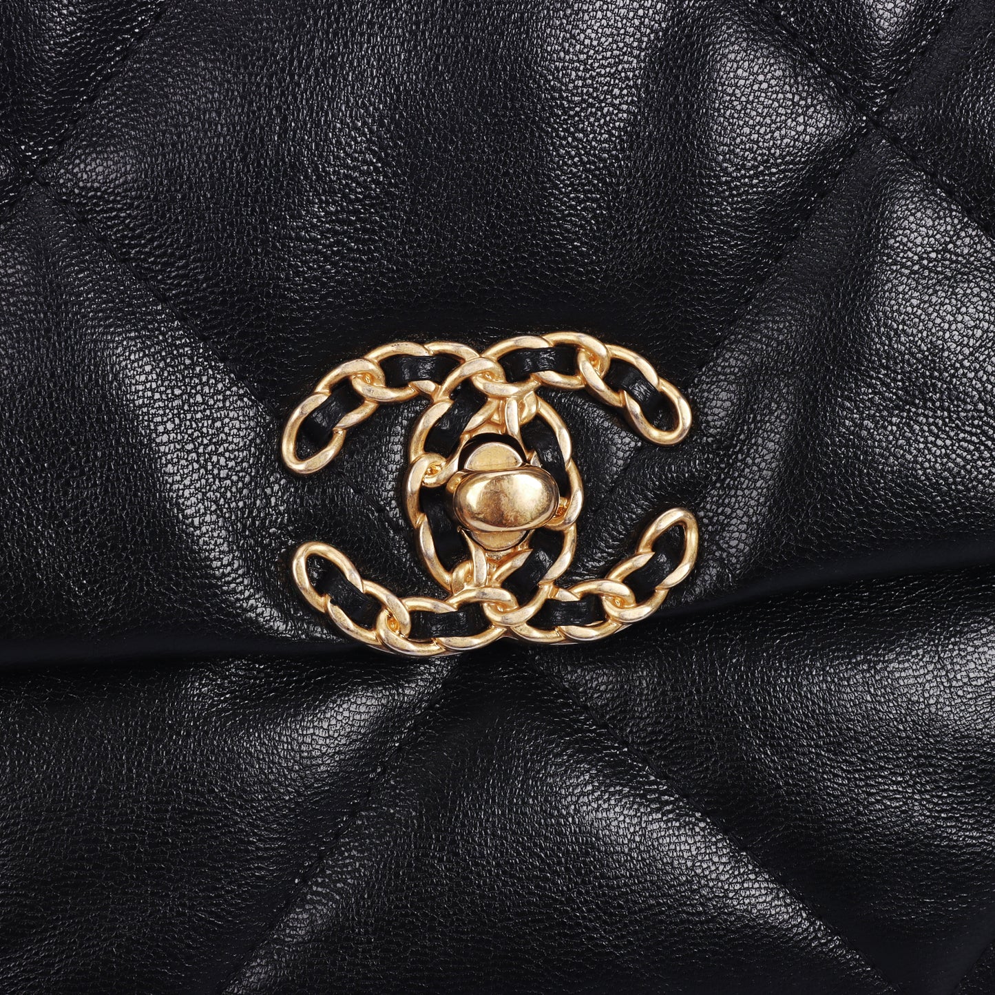 Pre-Owned Chanel 19  Medium Size Black Calfskin Shoulder Bag 26252503