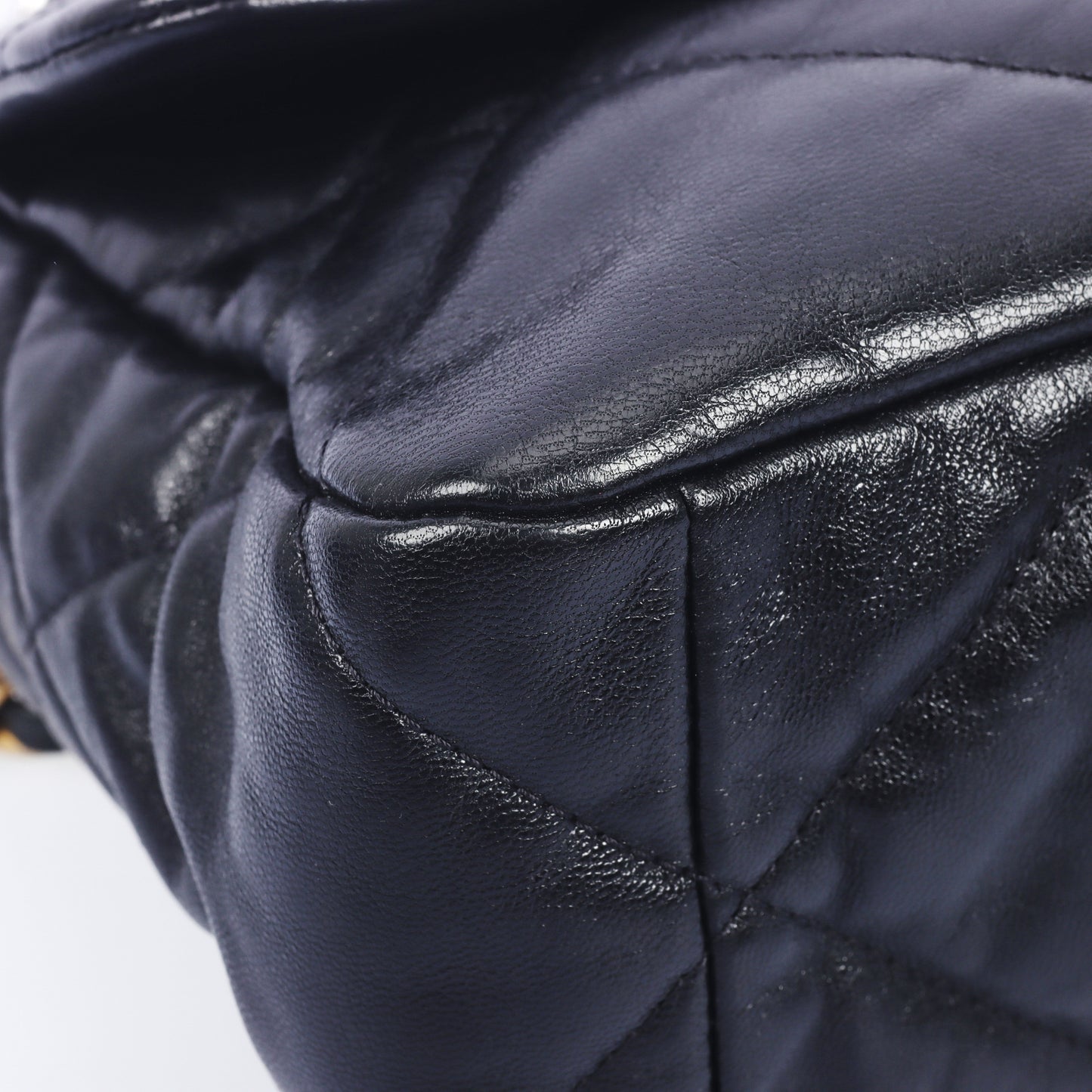 Pre-Owned Chanel 19  Medium Size Black Calfskin Shoulder Bag 26252503