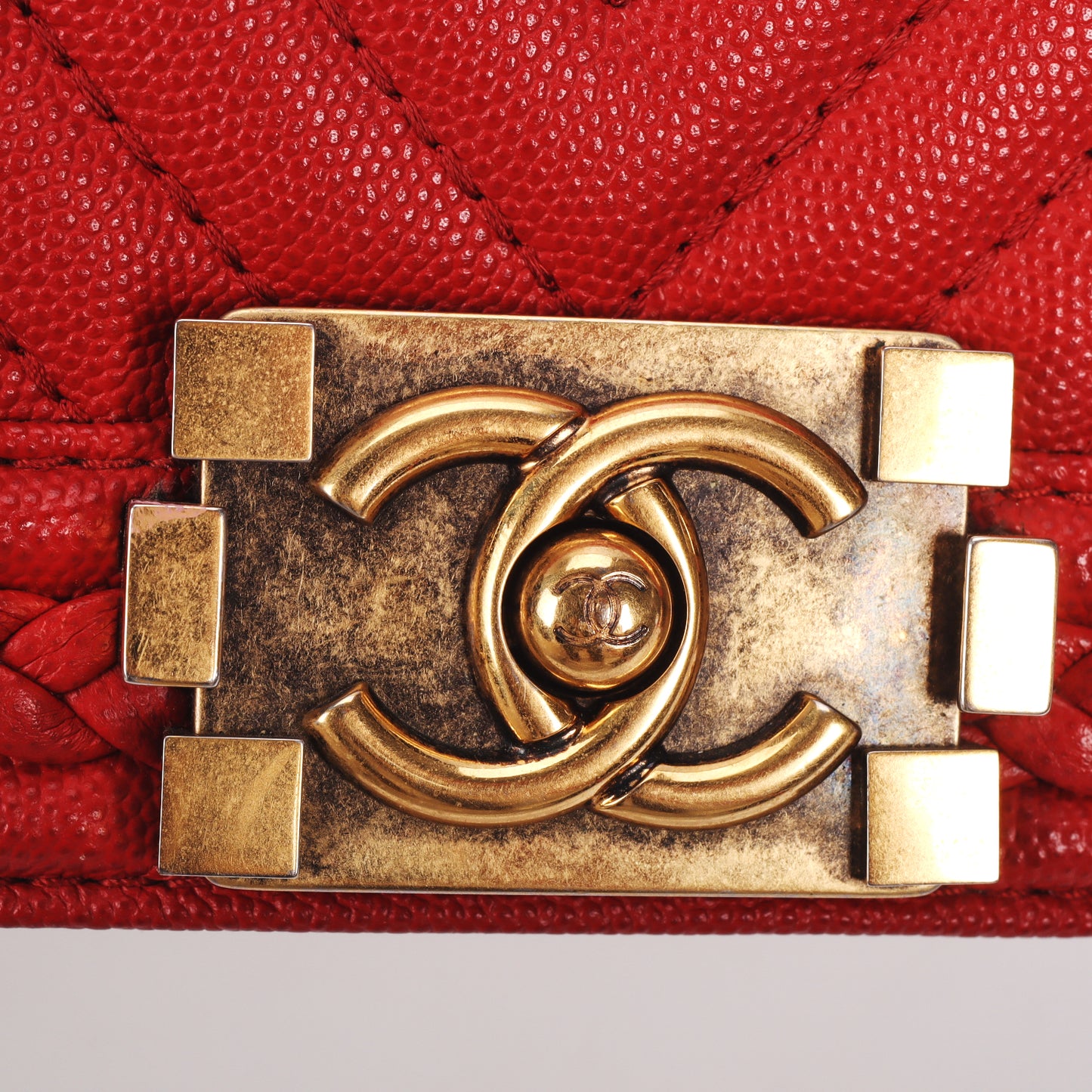 Pre-Owned Chanel Le Boy Red Chevron Quilted Calfskin Leather Shoulder Bag  26572989