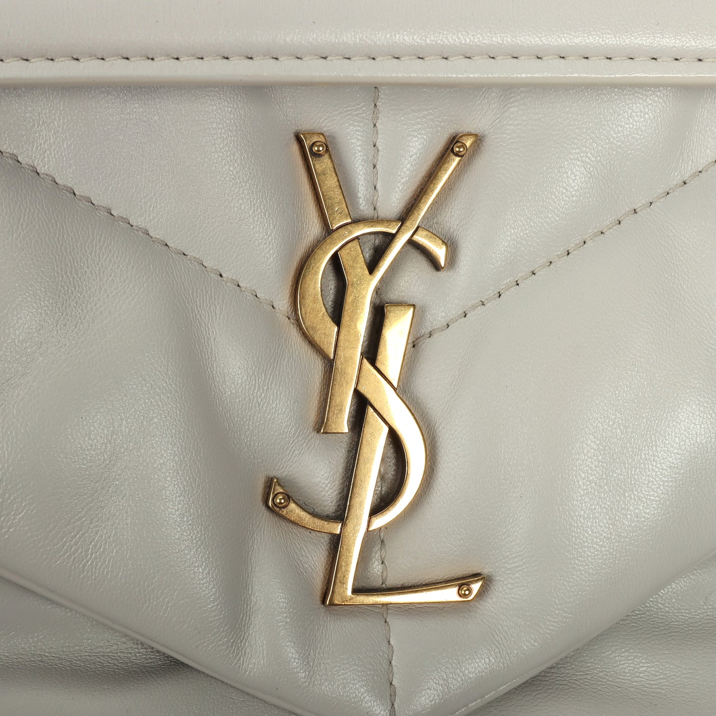 Pre-Owned Saint Laurent White Lambskin Shoulder Bag 30524053