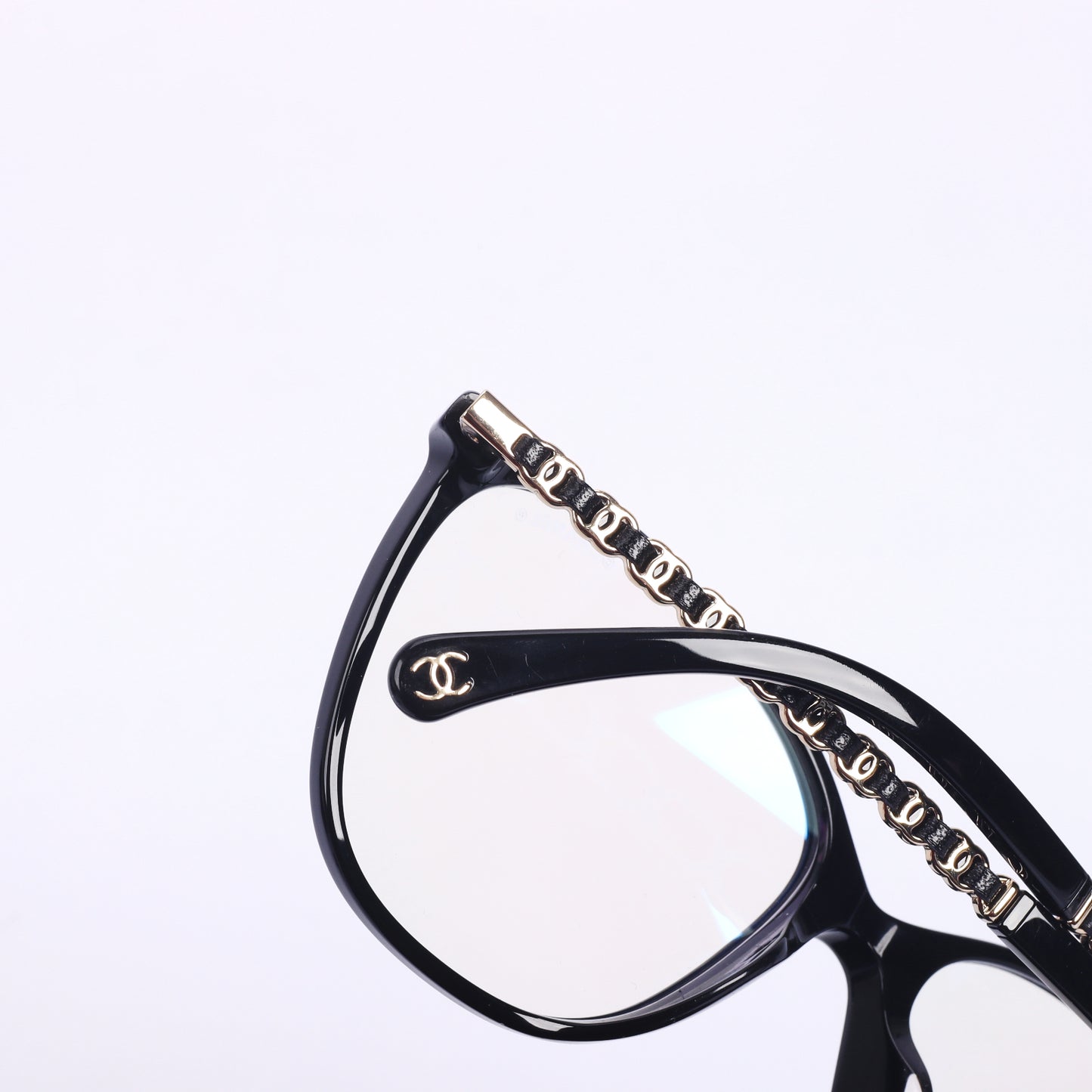 Pre-Owned Chanel Black Acetate Eyeglasses 32357993 L