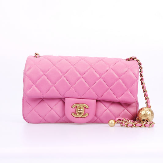 Pre-Owned Chanel Classic Flap Pearl Crush Pink Lambskin  Shoulder Bag 32377553