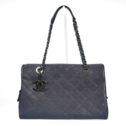 Pre-Owned Chanel Navy Calfskin Shoulder Bag 36072441