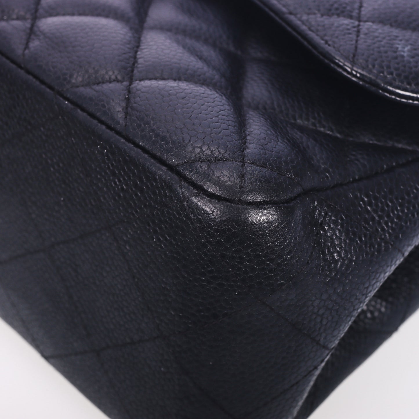 Pre-Owned Chanel Classic Flap Black Quilted Caviar Calfskin Leather Shoulder Bag 37047958 c