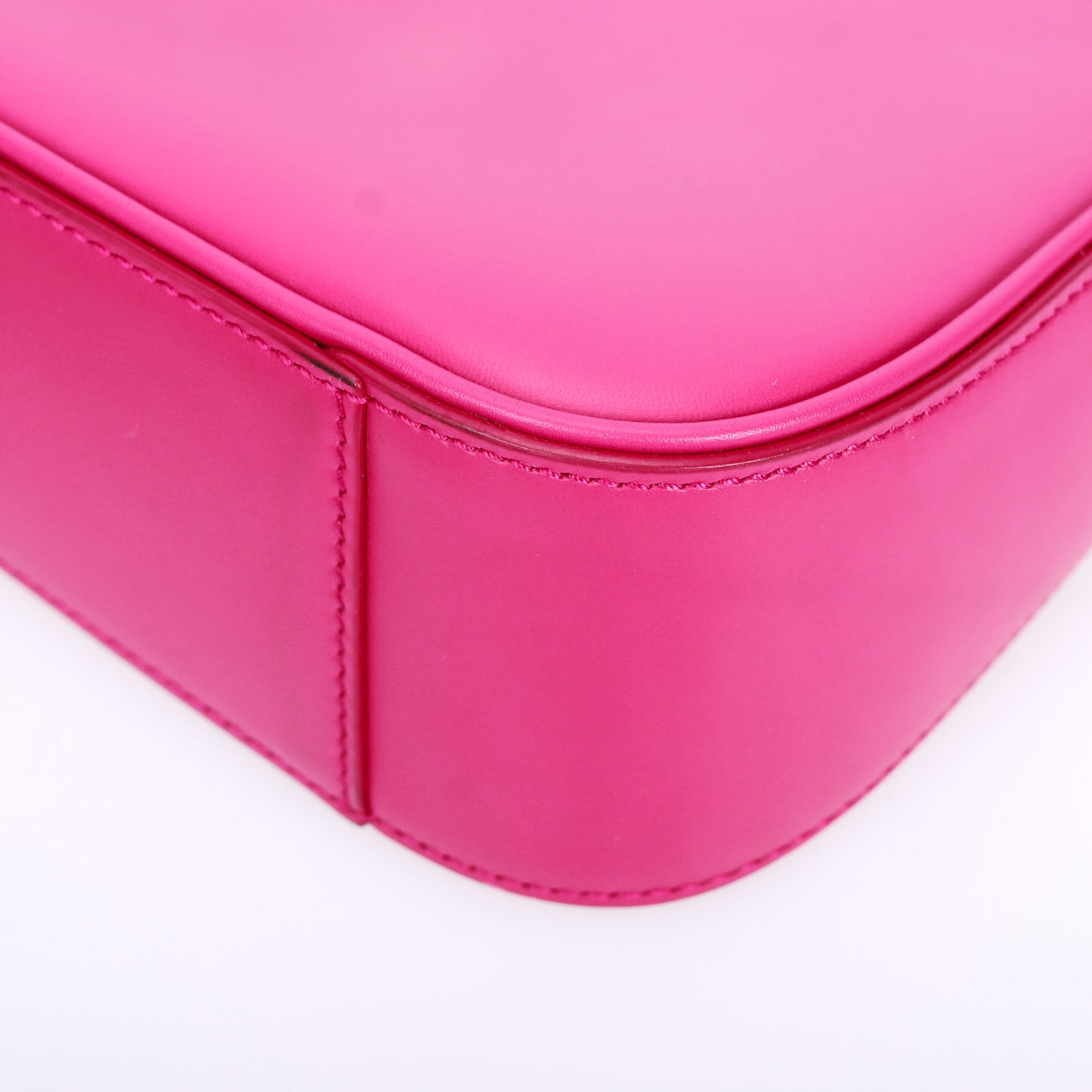 Pre-Owned Saint Laurent Le 5 à 7 Fuchsia Calfskin Top Handle Bag 37444216