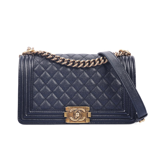 Pre-Owned Chanel Medium Size Boy Black Quilted Calfskin Crossbody Bag 40214389