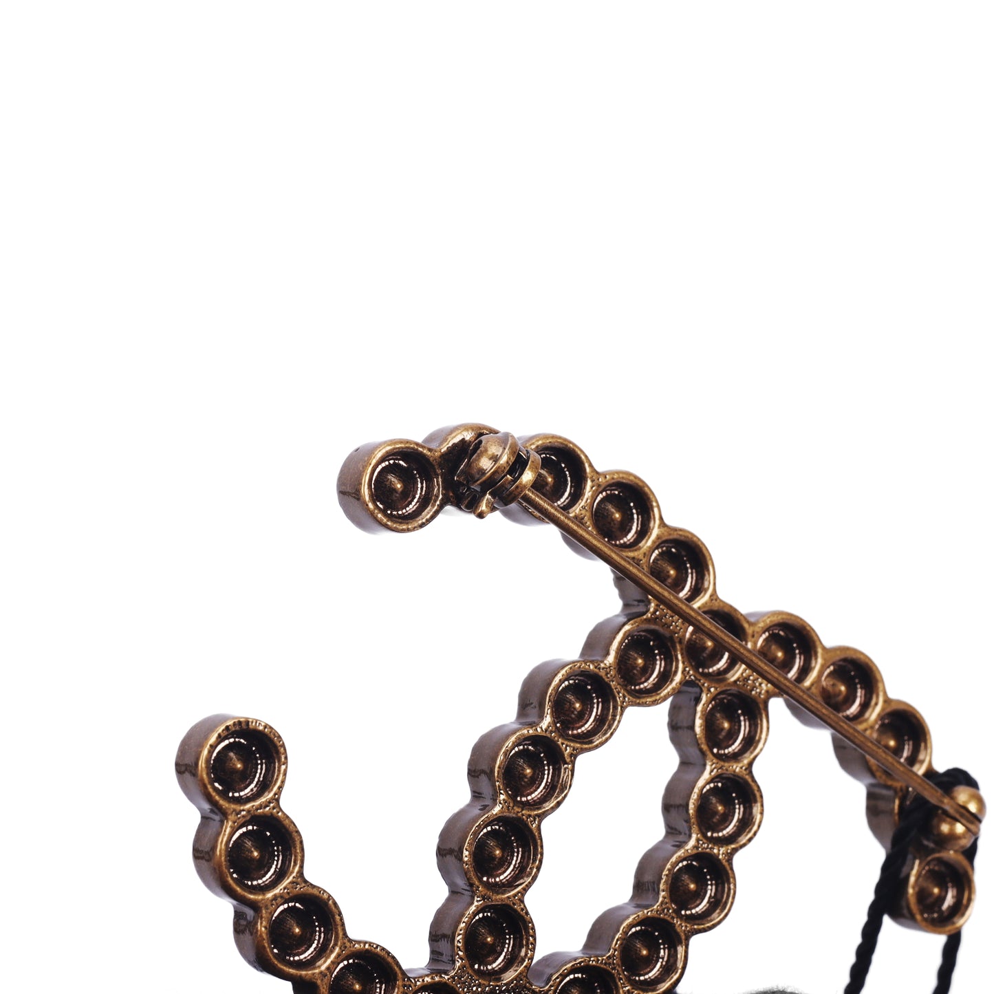 Pre-Owned Chanel CC Gold-Tone Brooch 41403694 L