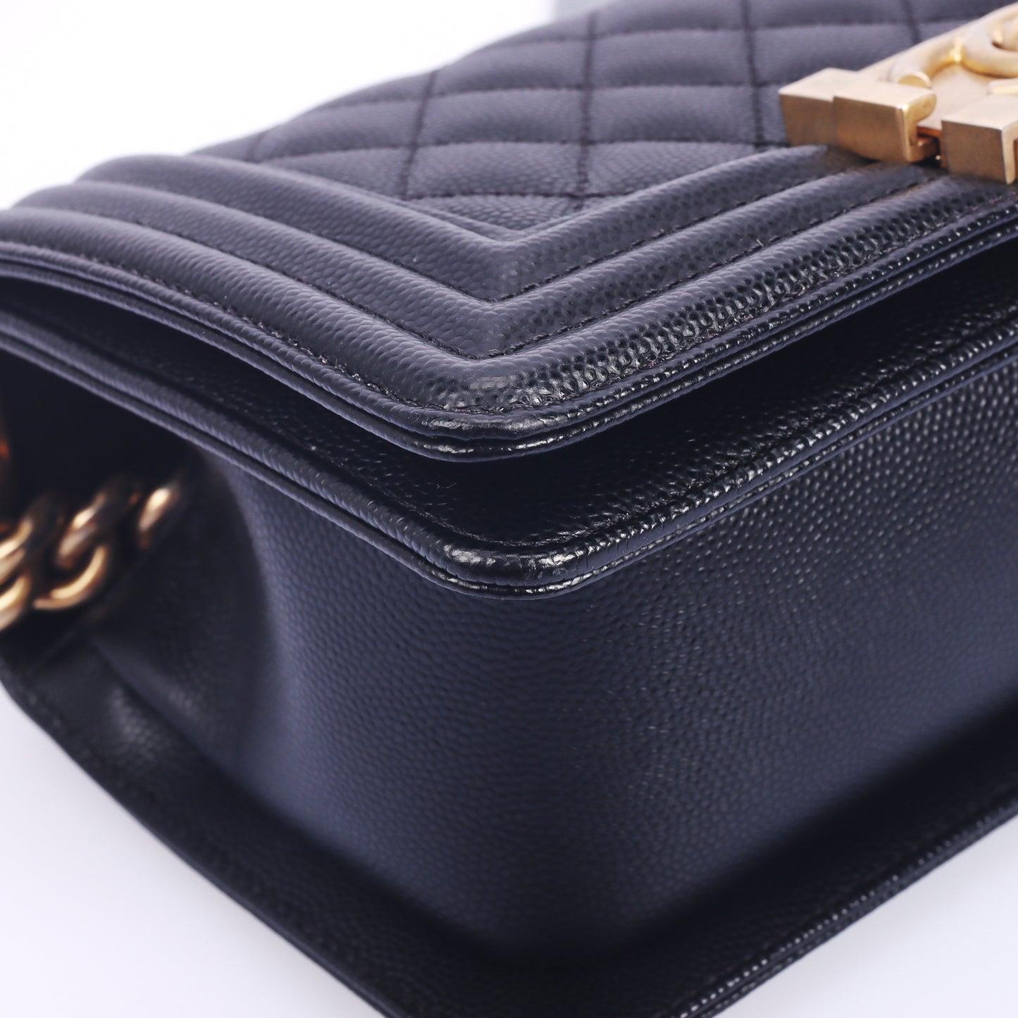 Pre-Owned Chanel Boy Small Black Calfskin Shoulder Bag 42089677 L