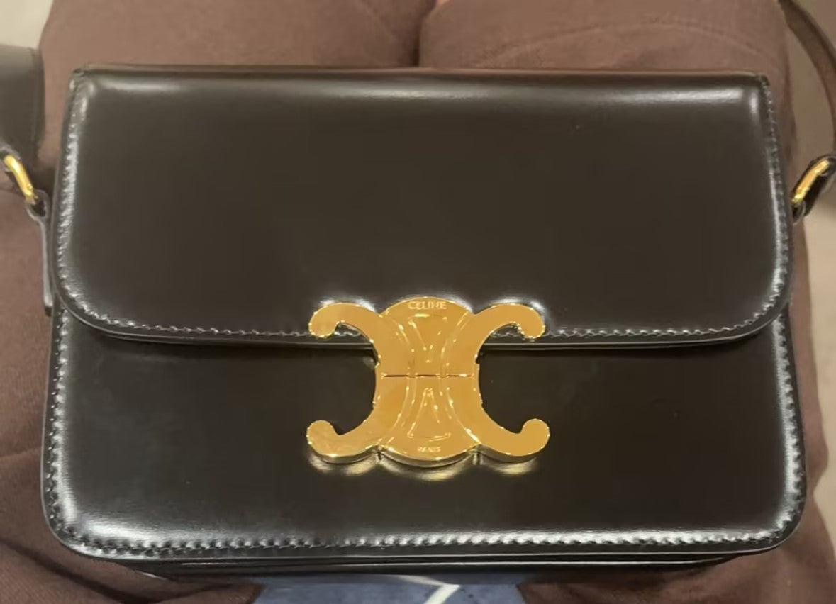Pre-Loved Celine Triumph Black Calfskin 14015176