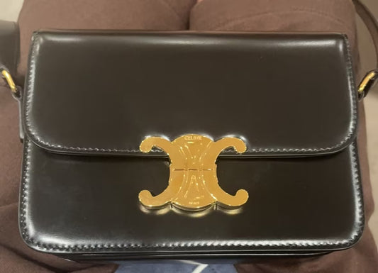 Pre-Loved Celine Triumph Black Calfskin 14015176
