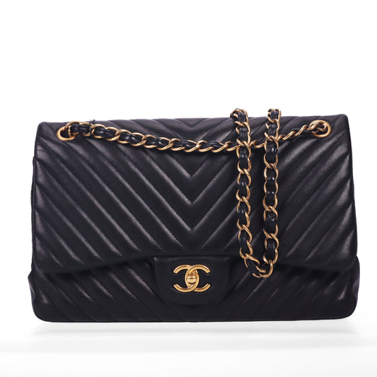 Pre-Owned Chanel Classic Flap Jumbo Black Chevron Lambskin Shoulder Bag 42938976