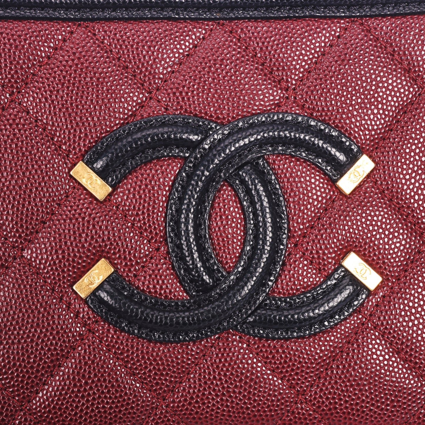 Pre-Owned Chanel Vanity Case Red Quilted Calfskin Shoulder Bag 44311792