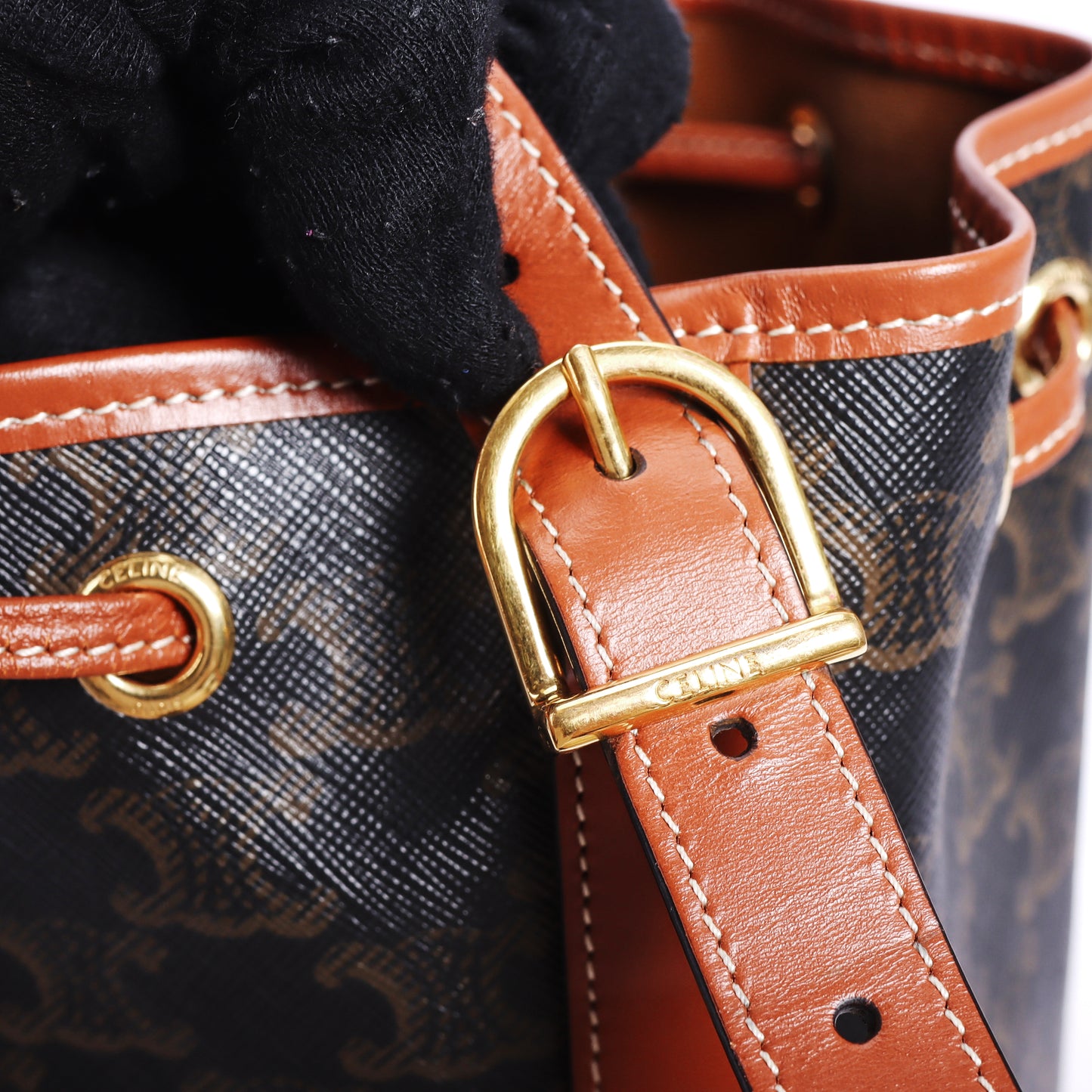 Pre-Owned Celine Triomphe Canvas Black Coated Canvas Crossbody Bag 44741980