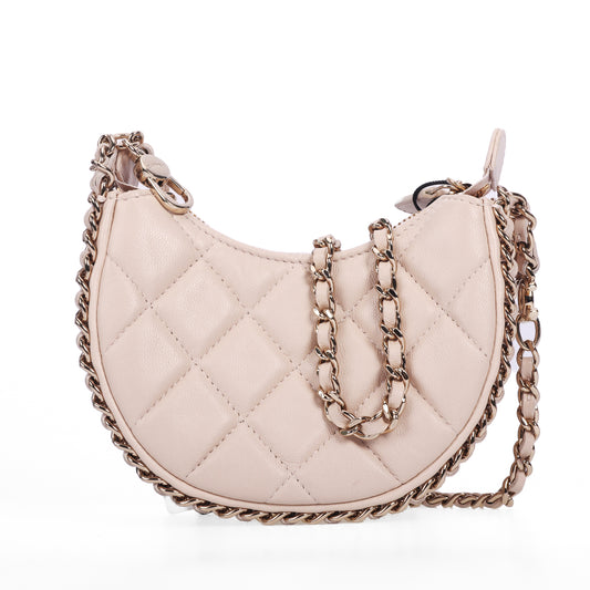 Pre-Owned Chanel Beige Quilted Lambskin Leather Shoulder Bag 45706057