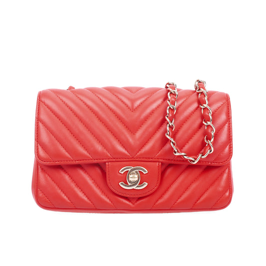 Pre-Owned Chanel Classic Flap Orange-Red Chevron Lambskin Leather Shoulder Bag 46107071