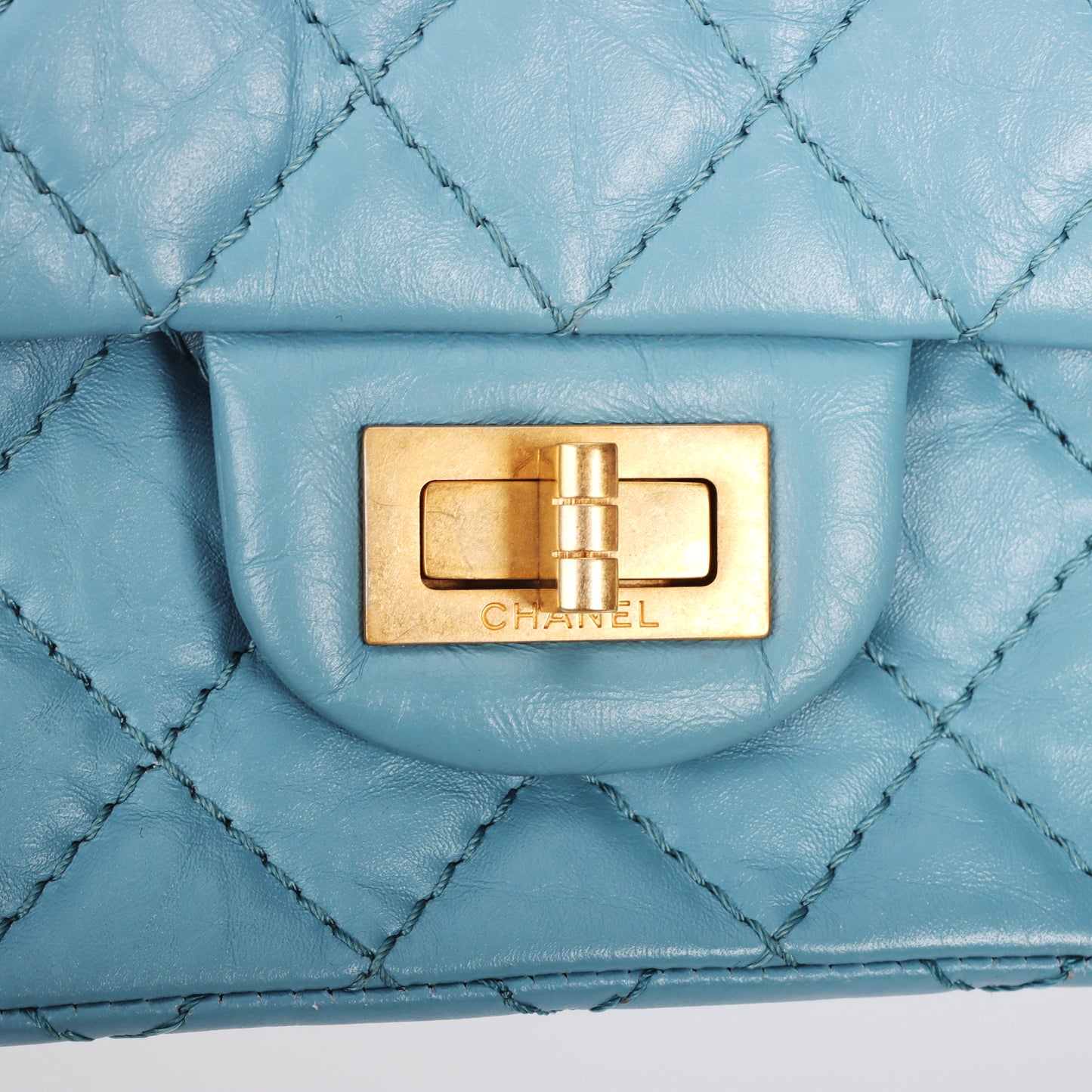 Pre-Owned Chanel Reissue 2.55 Light Blue Quilted Calfskin Shoulder Bag 46448451