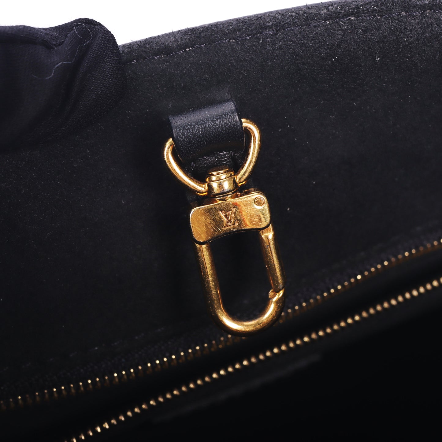 Pre-Owned Louis Vuitton Onthego PM Black Monogram Empreinte Calfskin Leather Shoulder Bag 46734661 C