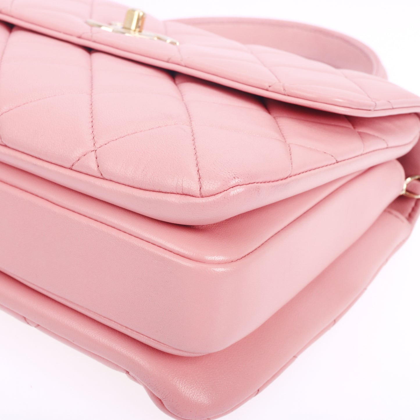 e-Owned Chanel Trendy CC Pink Quilted Lambskin Shoulder Bag 46877862