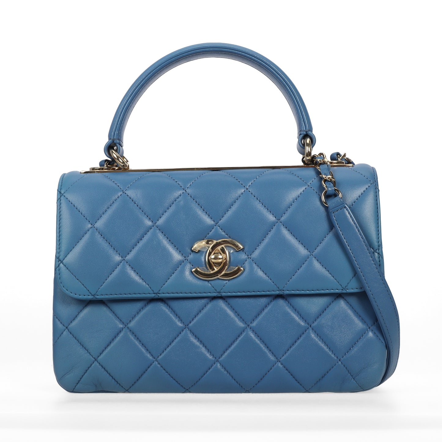 pre-owned chanel trendy cc blue lambskin crossbody bag 48094808
