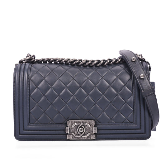 Pre-Owned Chanel Le Boy Black Quilted Leather Shoulder Bag 51365576