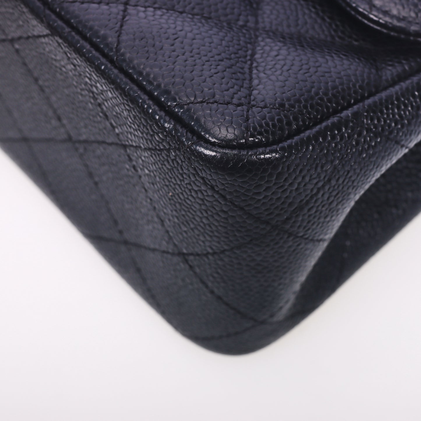 Pre-Owned Chanel Classic Flap Black Quilted Calfskin Leather Shoulder Bag 52876483