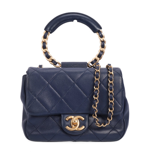 Pre-Owned Chanel In The Loop Flap Blue Lambskin Crossbody Bag 56746215 LKZ
