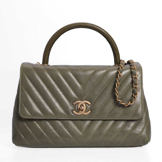 pre-owned chanel coco handle green calfskin crossbody bag 57522326