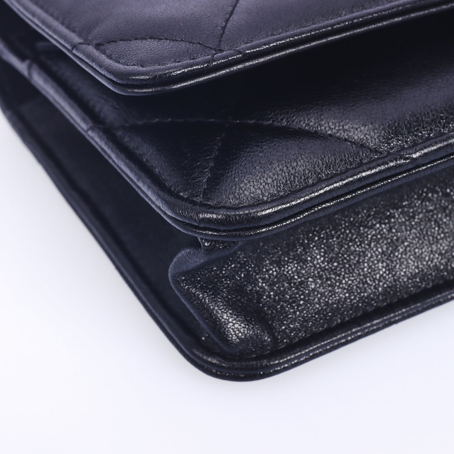 Pre-Owned Chanel 19 Black Quilted Lambskin Wallet on Chain 57907422