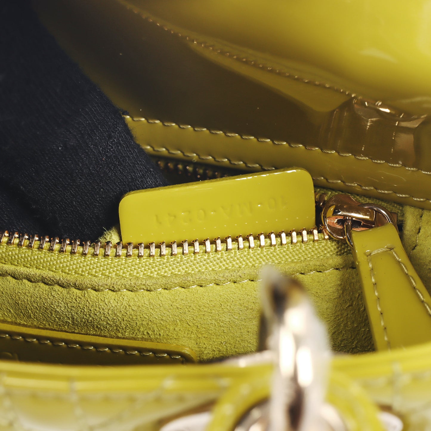 Pre-Owned Dior Lady Dior Yellow Cannage Patent Leather Shoulder Bag 58826834